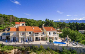 Nice Home In Sumartin With House Sea View